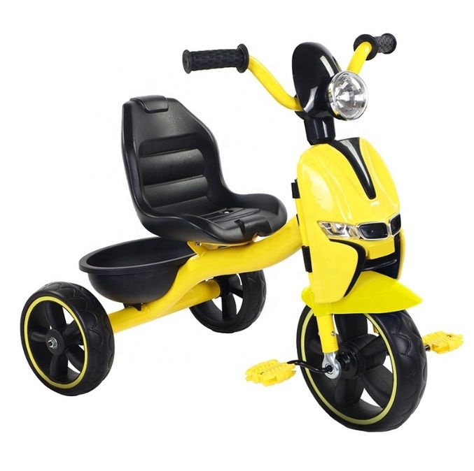 Tricicleta pentru copii Retro, stil scuter, Splendor TC1688 (galben)
